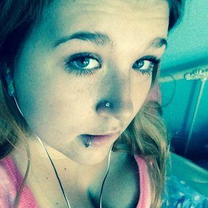 Meet your Posher, Brianna